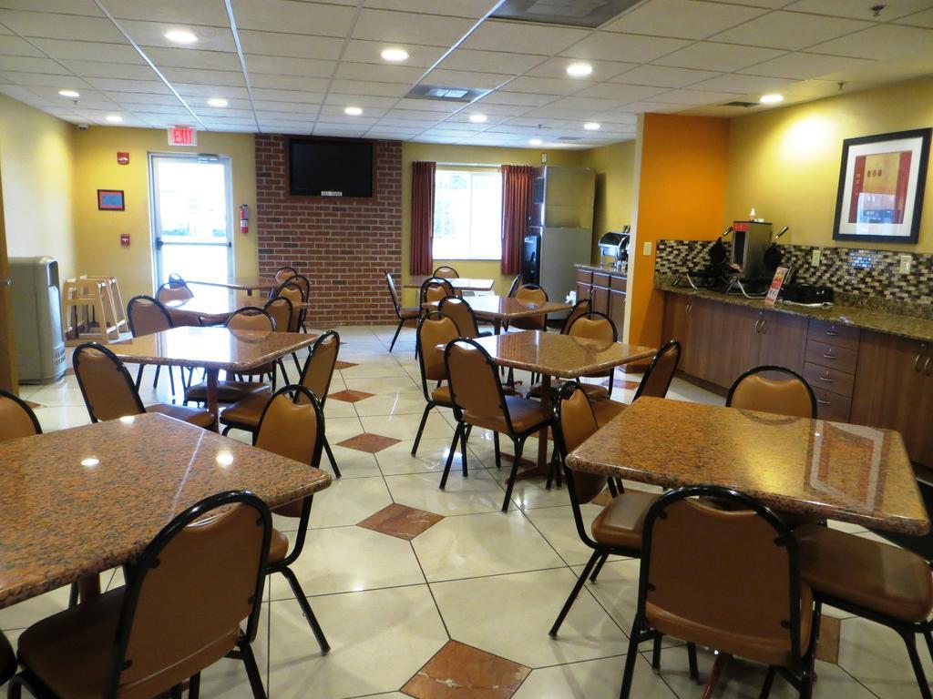 Microtel By Wyndham South Bend Notre Dame University Extérieur photo